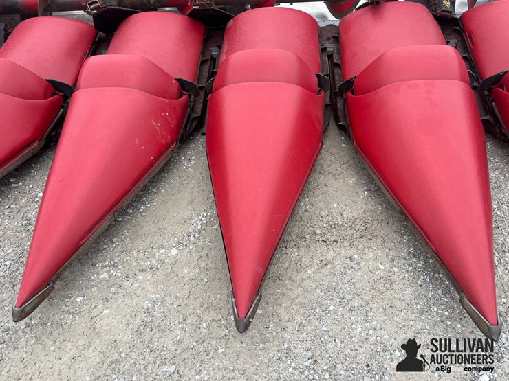 2011-case-ih-3408-image-11