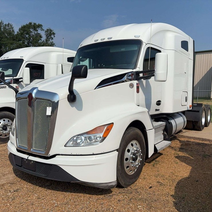 2022 KENWORTH T680