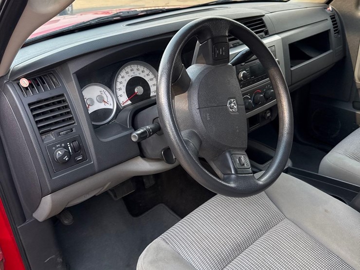 2008-dodge-dakota-image-33