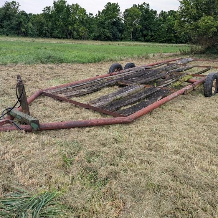 Danahue 928 S planter trailer