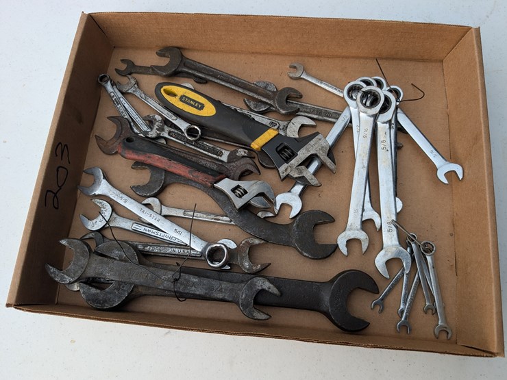 misc.-tools,-adjustable-wrenches,-gear-wrenches,-etc.-#203-image-1