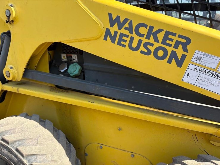 2015-wacker-neuson-sw28-image-13
