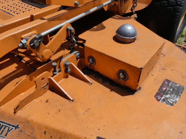 2013-scag-turf-tiger-lawn-mower-image-9