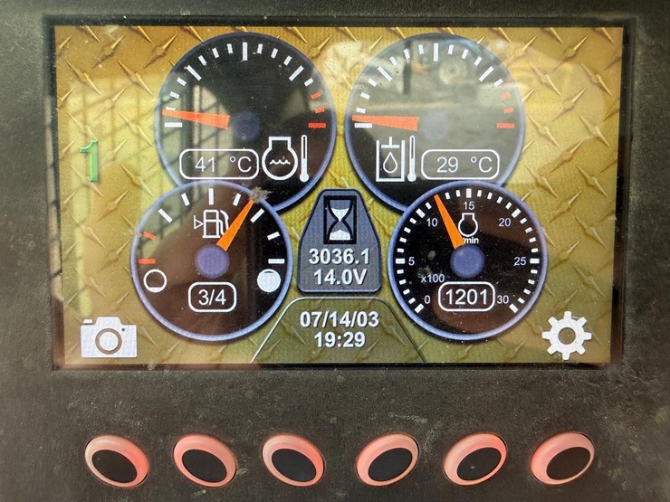 2023-caterpillar-226d-image-21