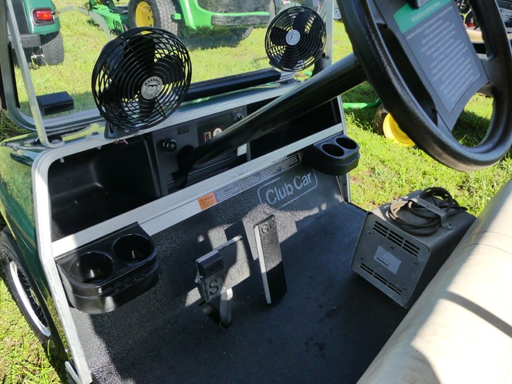 club-car-golf-cart-image-10