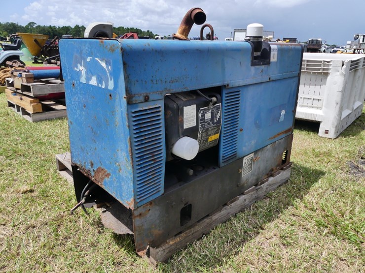 miller-bobcat-225-image-3