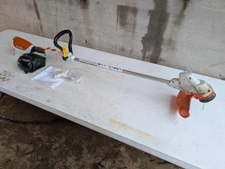 battery-powered-stihl-fsa57-weedeater-w/charger-&-two-batteries.-#256-image-1