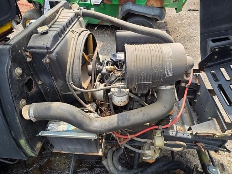 john-deere-3225c-image-11