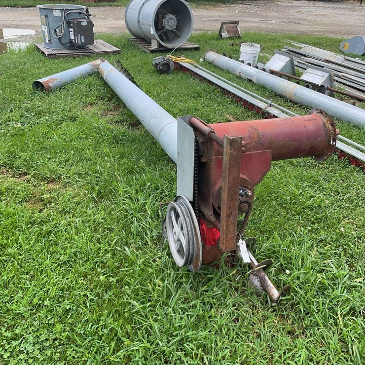 8" Hutchinson upright grain bin unloading auger