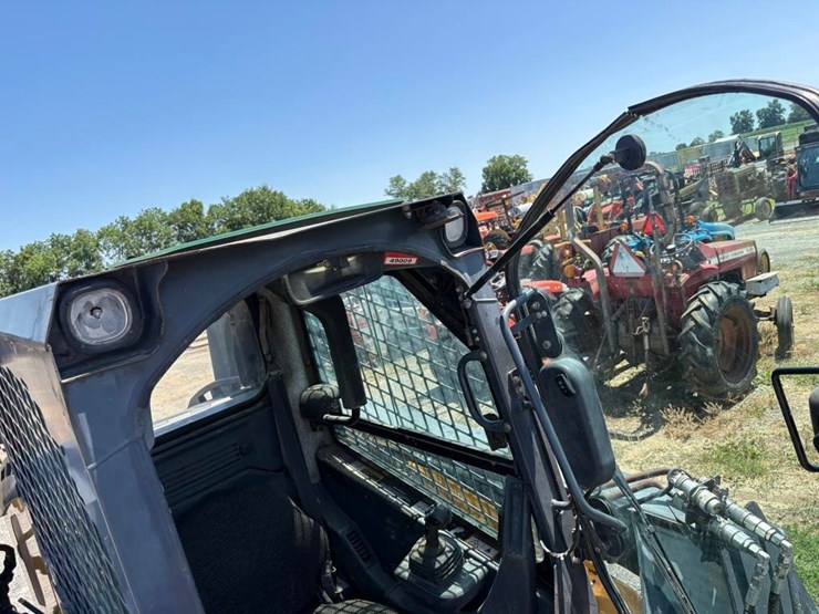 deere-328d-image-15