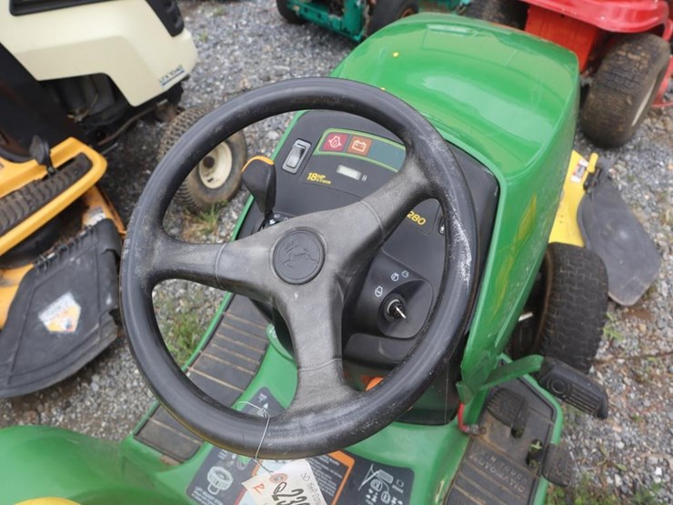 john-deere-18hp-riding-mower-image-18