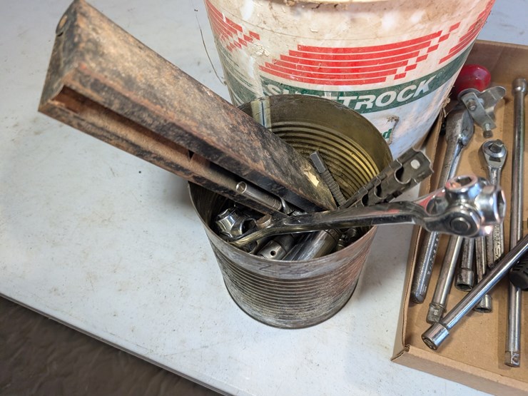 misc.-ratchets,-extensions,-hanging-scales,-and-misc.-tools.-#236-image-7
