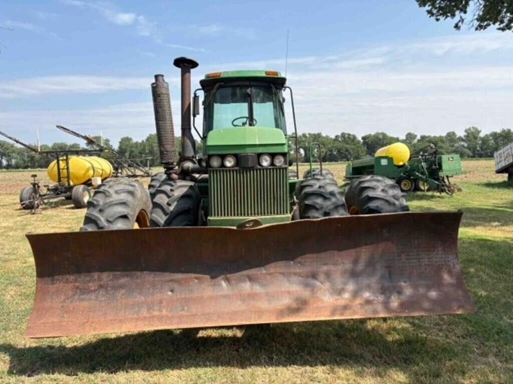 john-deere-8450-image-18