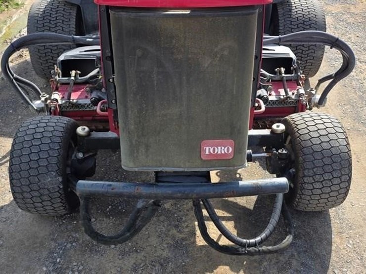 2010-toro-reelmaster-5410-image-15