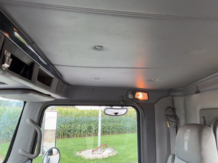 2008-kenworth-t800-image-54