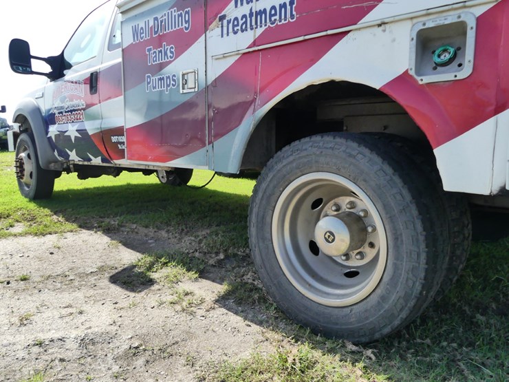2005-ford-f550-xl-image-7
