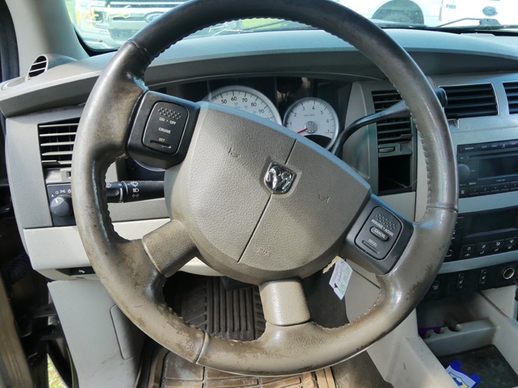 2006-dodge-durango-image-17