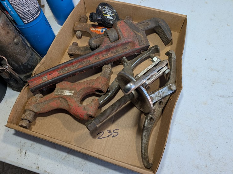 auto-darkening-welding-helmet,-bench-grinder,-bottle-jack,-torches,-gear-puller-&-misc.-#235-image-2