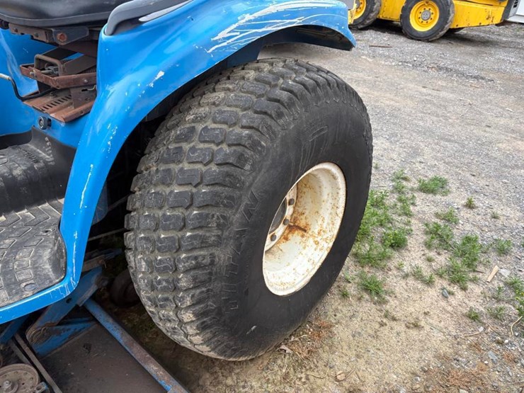 new-holland-tc25d-image-5