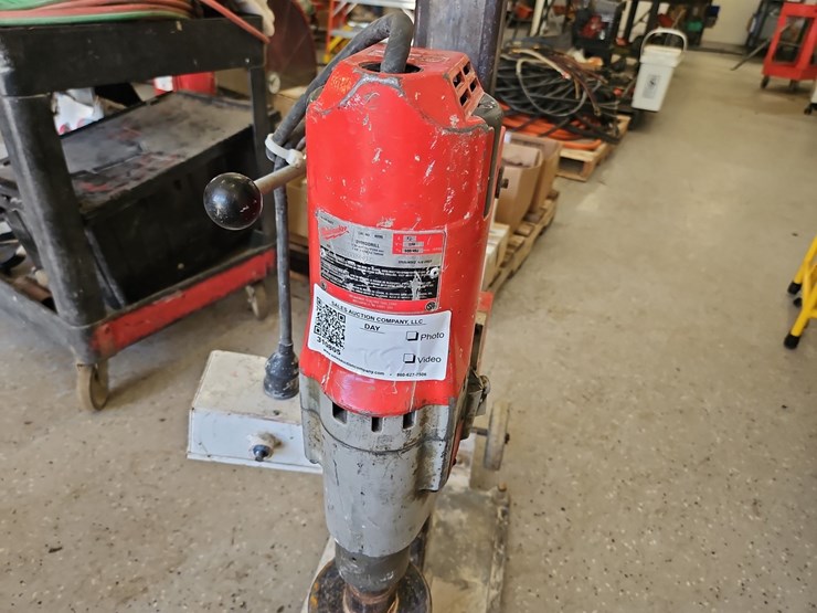 milwaukee-core-drill-image-4
