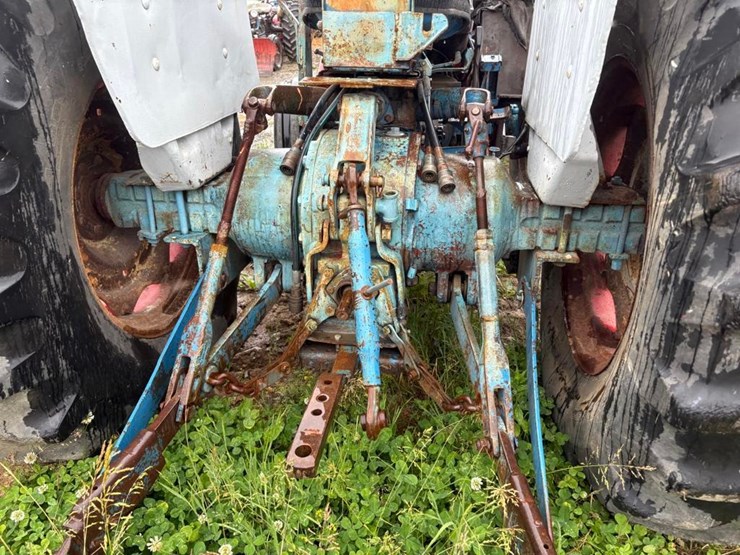 ford-4600-image-12