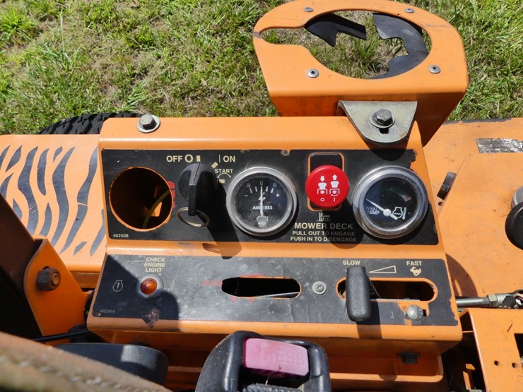 2013-scag-turf-tiger-lawn-mower-image-12