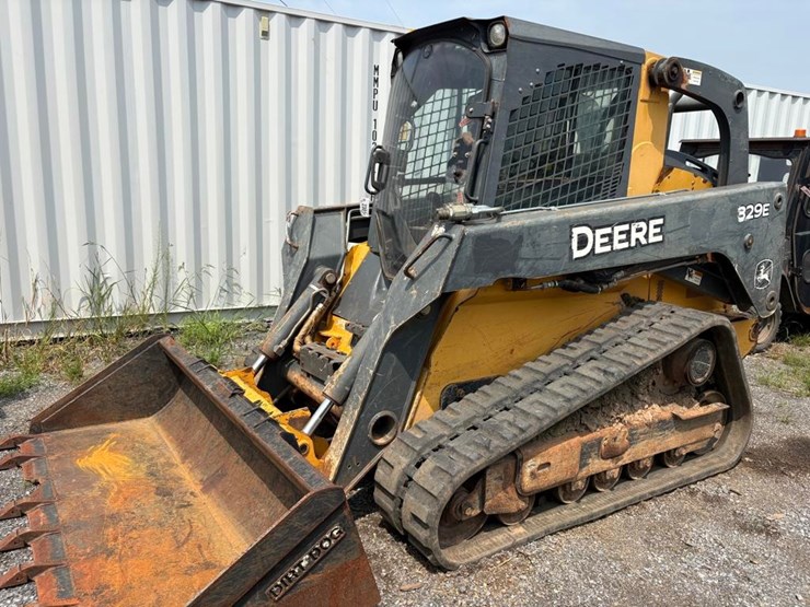 deere-328e-image-25