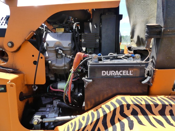 2013-scag-turf-tiger-lawn-mower-image-7