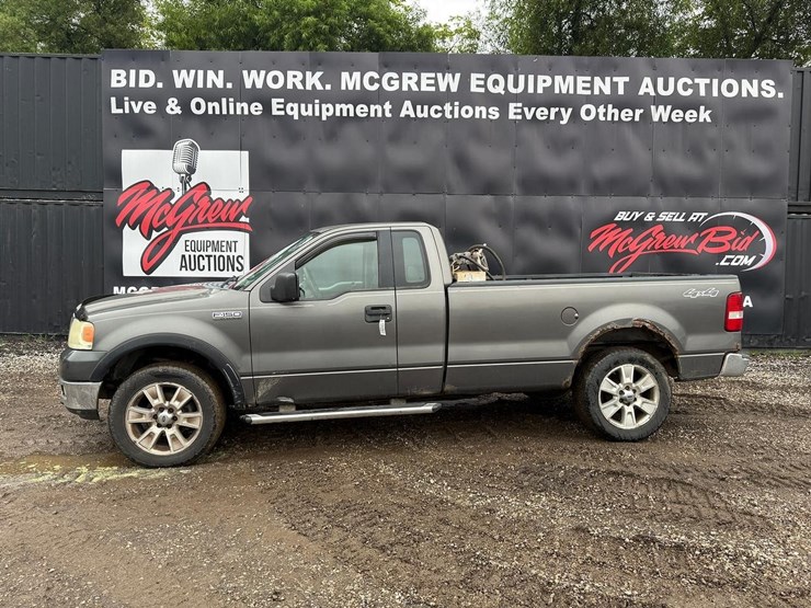 2004-ford-f150-image-1