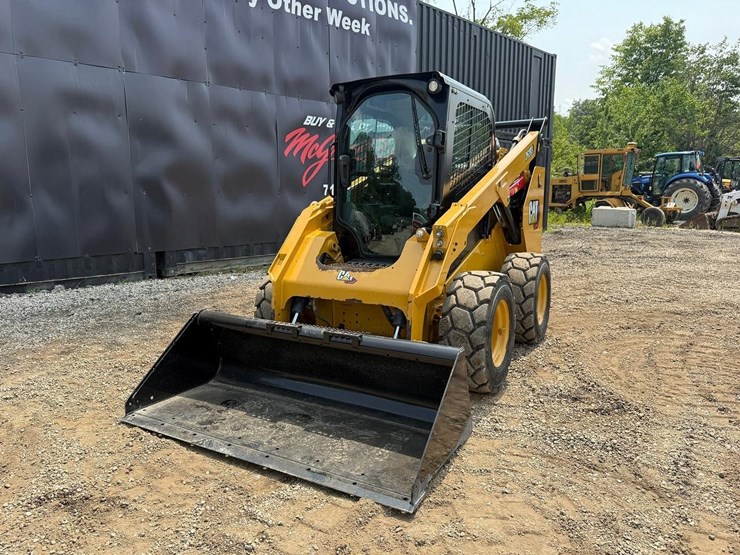 caterpillar-262d3-image-8