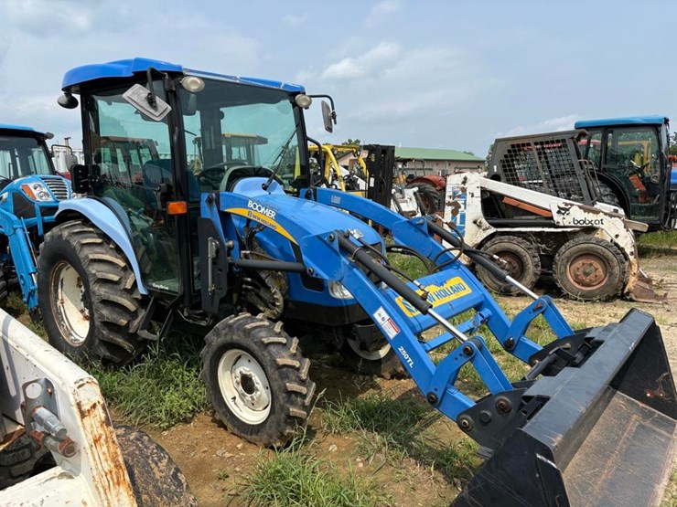 new-holland-boomer-3040-image-11