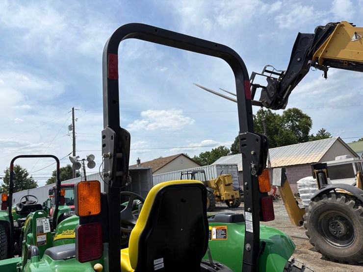 john-deere-4120-image-18