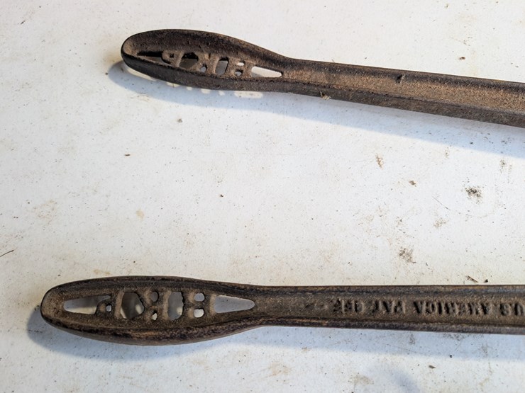pair-of-bolt-cutters.-#240-image-6