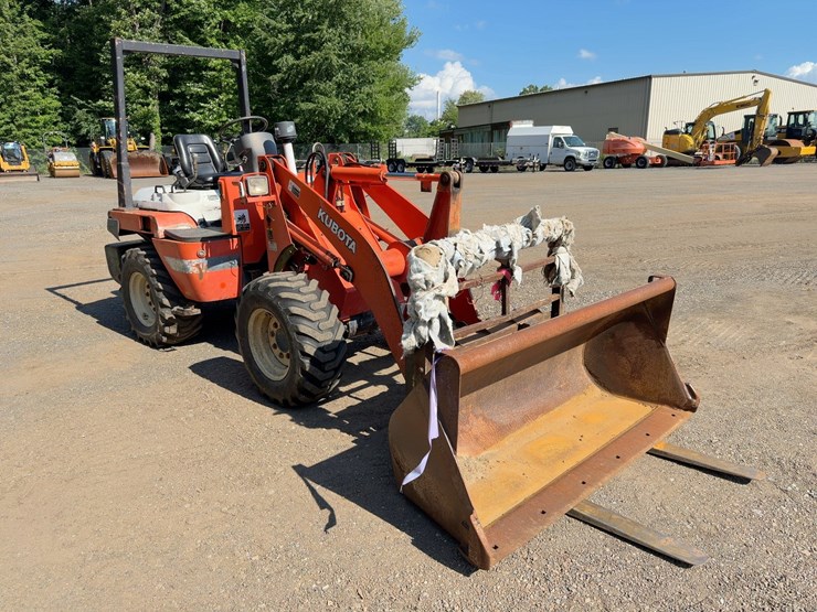 2000-kubota-r420-image-7