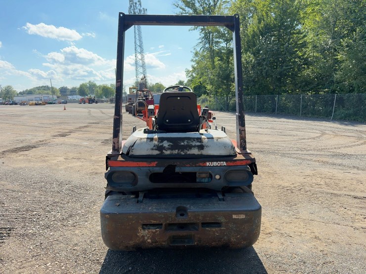2000-kubota-r420-image-4
