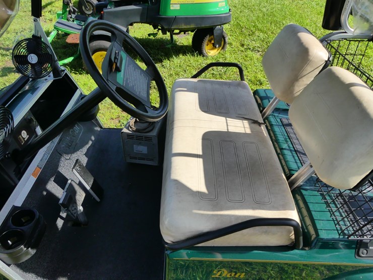 club-car-golf-cart-image-8