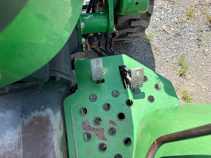 2015-john-deere-4105-image-20