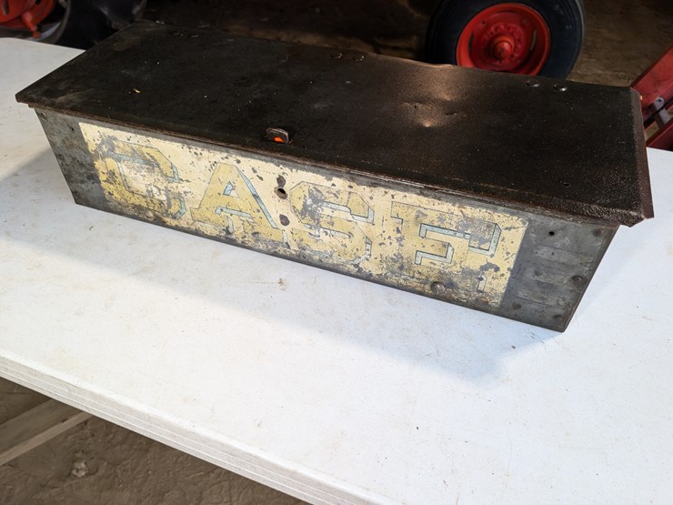 vintage-case-metal-toolbox-with-brackets-&-grease-gun.-#233-image-1