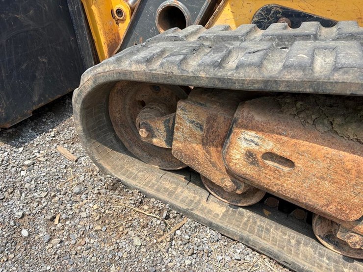deere-328e-image-13