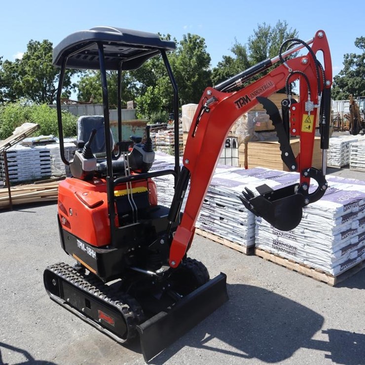 TPM 18HH Mini Excavator