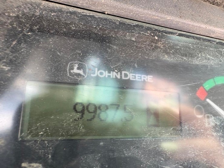 2018-deere-320g-image-15
