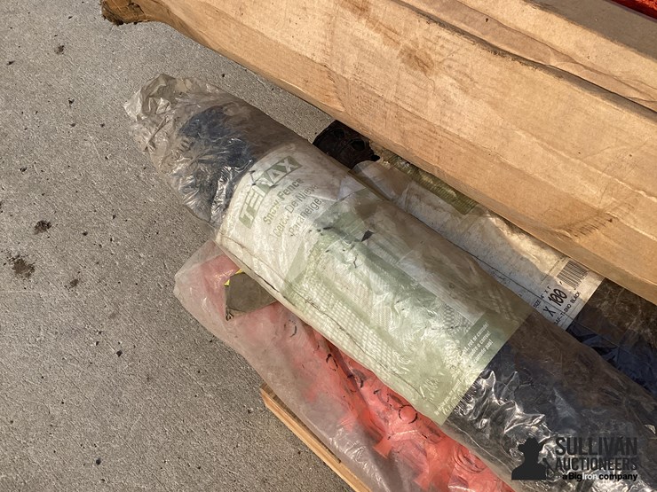 misc-pallet-of-snow-fencing-image-8