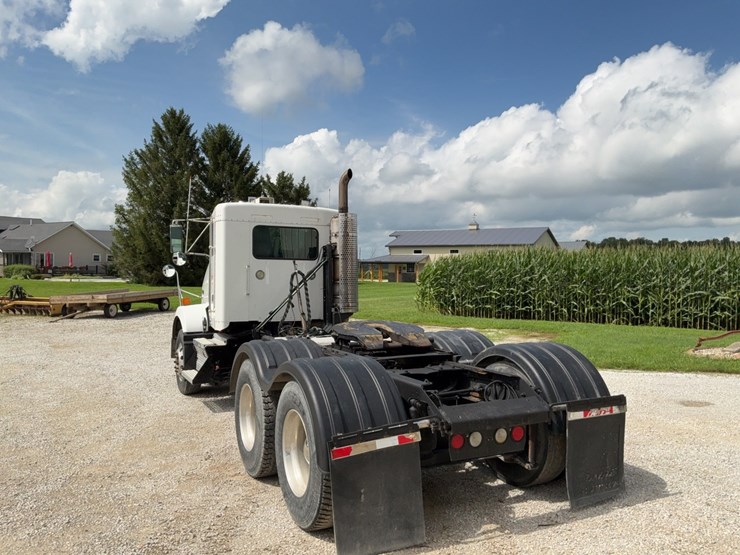 2008-kenworth-t800-image-4