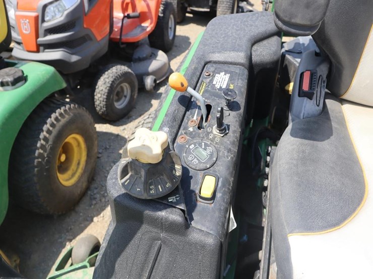 2013-john-deere-z970r-image-13