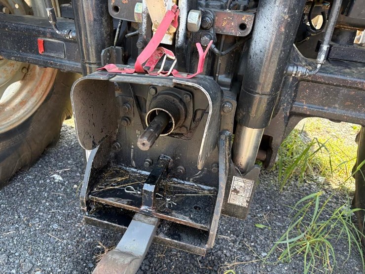 2008-massey-ferguson-5465-image-25