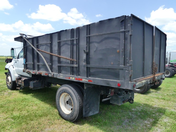 2000-ford-f750-xl-image-4