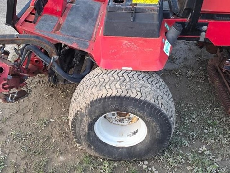 2003-toro-reelmaster-5200d-image-8