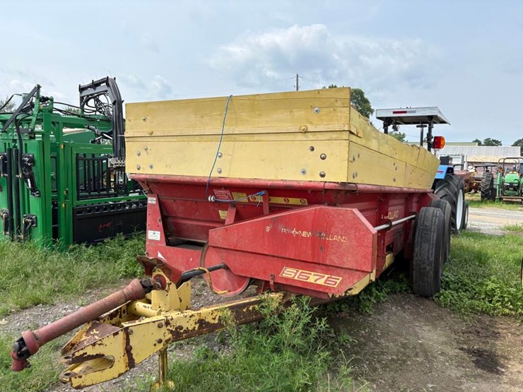 new-holland-s676-image-3