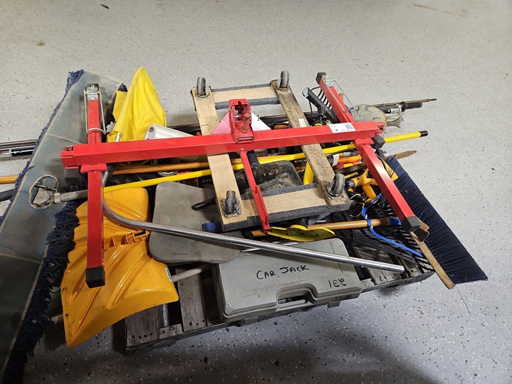 quantity-of-assorted-tools-image-3