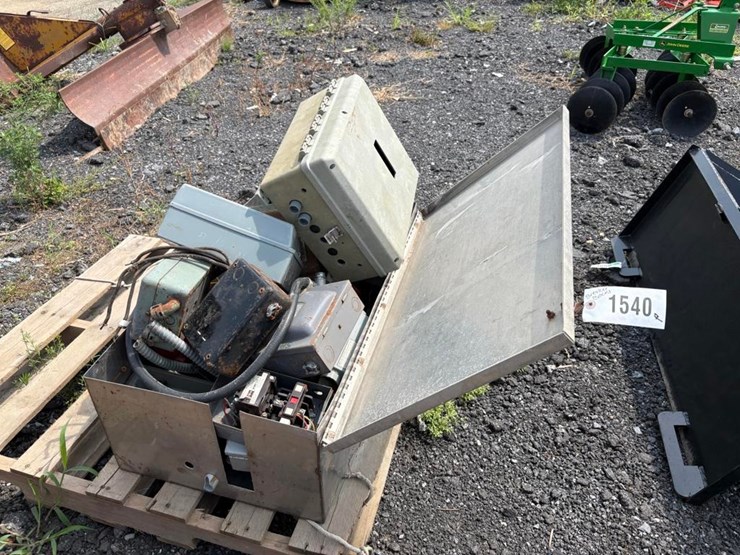 breaker-box-image-1